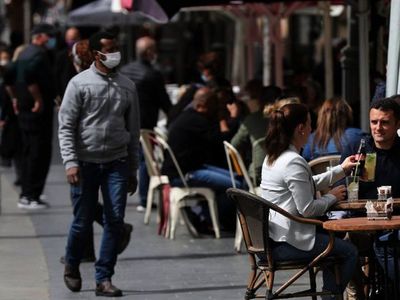 Israel se acerca a la inmunidad de rebaño gracias a masiva vacunación