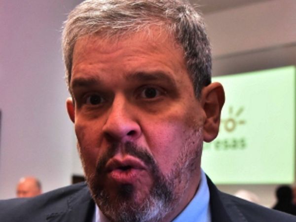 La inestabilidad política golpea a la economía y cae precio de los bonos