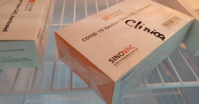 La Nación / “Vamos a buscar debajo de la alfombra, de donde sea, para conseguir más vacunas”, dice Borba