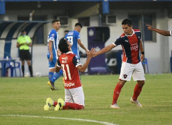 Un letal Robert Morales ratifica la levantada de Cerro Porteño