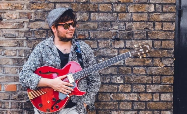 Diario HOY | Concierto de guitarrista paraguayo Orlando Bonzi, en Hotel Esplendor