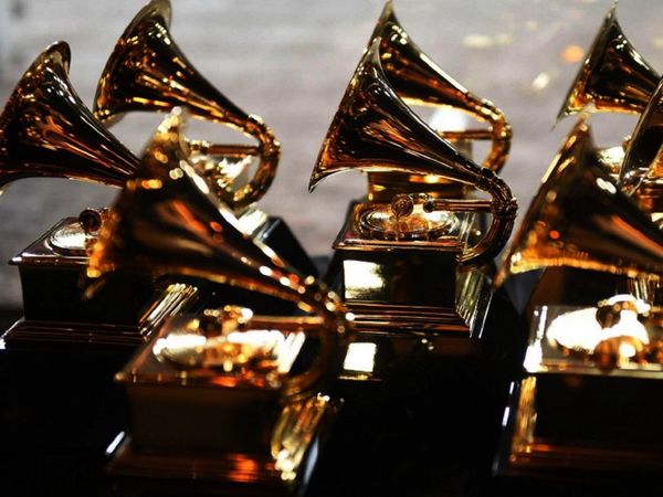 Los Grammy celebran su gala más extraña por culpa de la pandemia