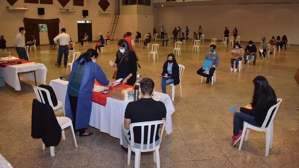Becal anuncia 3.100 cupos para estudiantes de escasos recursos - ADN Digital