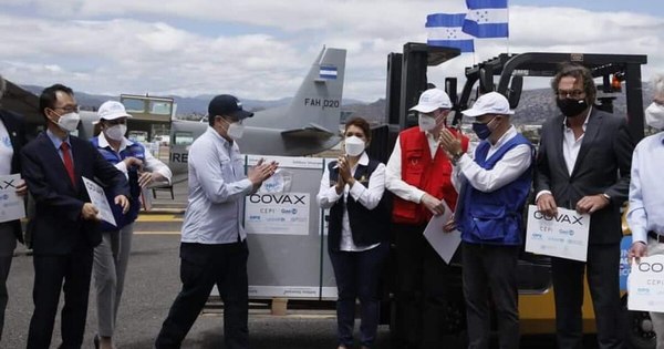 La Nación / Covax: Jamaica y Paraguay, próximos destinos de vacunas