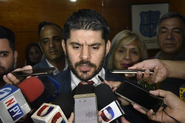 “Internas” en ANR: “Nenecho” ataca al Gobierno y el precandidato abdista a la Intendencia le responde - Nacionales - ABC Color