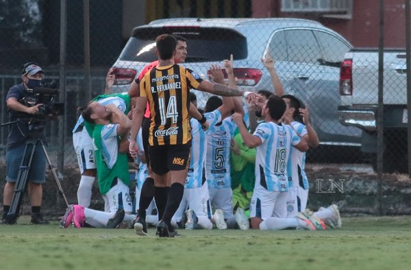 ¡Guaireña golea a Guaraní y alcanza la punta del torneo!