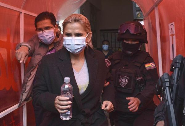 Detención de expresidenta divide a los bolivianos - Mundo - ABC Color