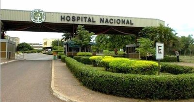 La Nación / En el Hospital Nacional improvisan lugares para atender a pacientes