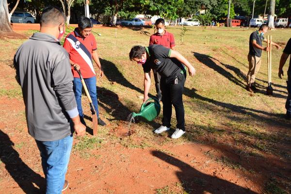 Elías Bernal y su equipo político recuperan abandonada subseccional de San Rafael