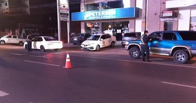La Nación / Policía Nacional realizó controles por incumplimiento del decreto presidencial