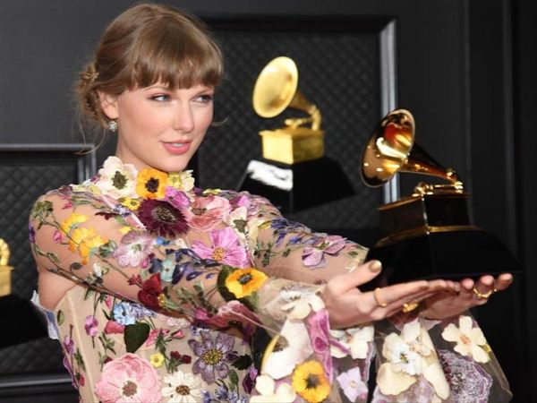 Folklore de Taylor Swift, álbum del año en los Grammy
