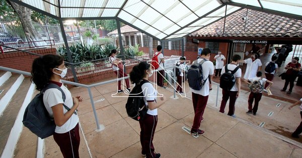 La Nación / Privados lamentan suspensión de clases presenciales
