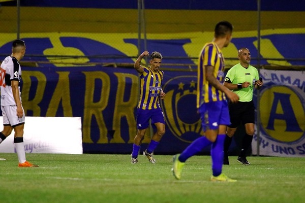 El golazo de la jornada es de Ángel Martínez