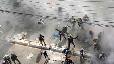 Una sangrienta represión dejó al menos 16 manifestantes muertos en Birmania