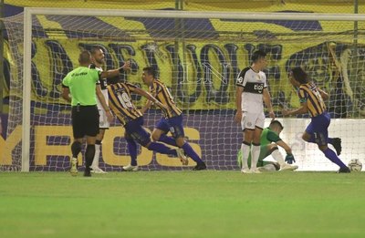 Olimpia volvió a encajar 8 goles en dos partidos casi 8 años después