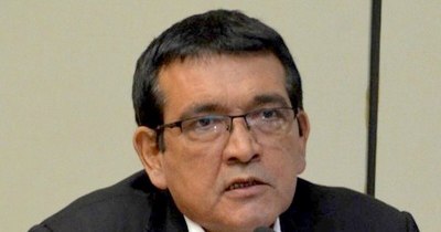 La Nación / Senador cuestiona aumento salarial a funcionarios en plena pandemia
