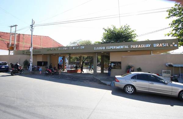 Facultad de Filosofía UNA suspende temporalmente exámenes de ingreso