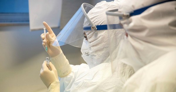 La Nación / Alemania suspende la vacunación con AstraZeneca