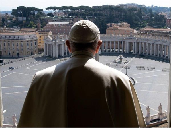 Vaticano da la espalda a uniones homosexuales: "Es un pecado"