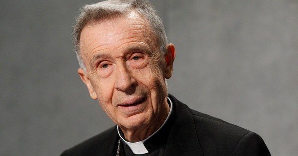 La Nación / Vaticano aclara que la homosexualidad es “un pecado” y que no puede bendecir esas uniones