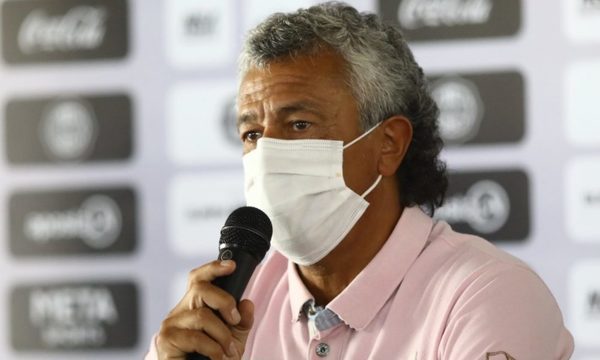 Néstor Gorosito tendría sus horas contadas en Olimpia