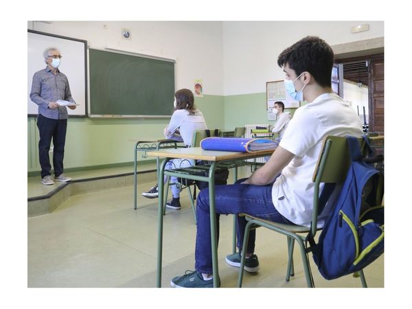 Se oponen a restricción: "Los contagios hoy no están en las escuelas"