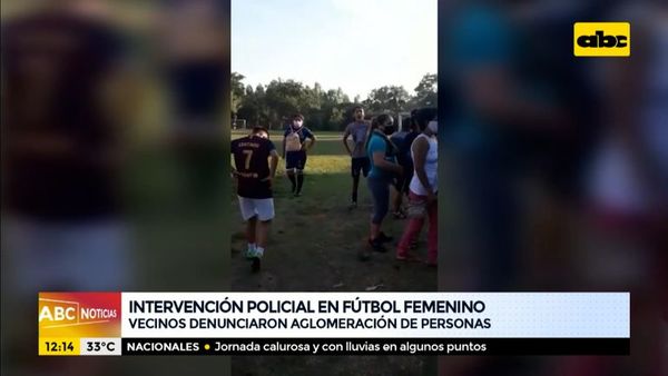 Intervención policial tras intervención en partido de fútbol femenino - ABC Noticias - ABC Color