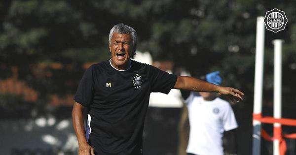 Tras malos resultados, Gorosito dejaría la dirección técnica del Olimpia