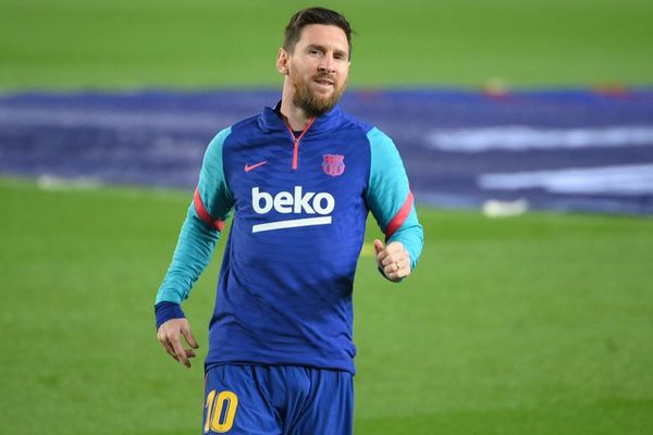 Messi iguala a Xavi como el jugador con más partidos con el Barcelona - Fútbol - ABC Color