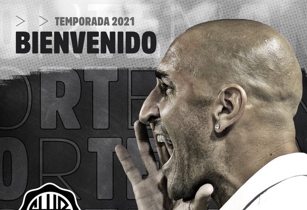 Sergio Orteman es oficializado como nuevo DT de Olimpia