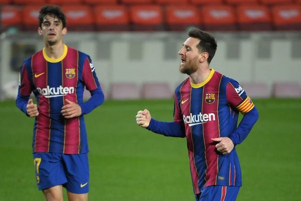 Barça golea al Huesca en la fiesta de Lionel Messi - Fútbol - ABC Color