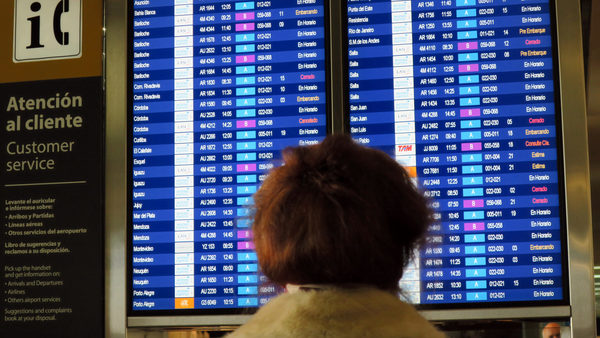 Aeropuerto de Buenos Aires retoma la operación para vuelos locales y regionales - MarketData