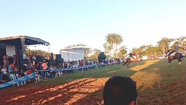 Crónica / Loperro ofarreá como si nada voi