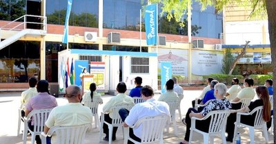 La Nación / Personal habilita en Quiindy y Loma Plata telecentros comunales