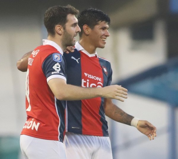 Crónica / EL NUEVO HOMBRE GOL