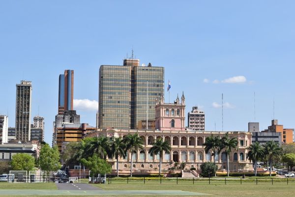 BCP confirma sesgo a la baja en proyección de crecimiento económico para el 2021, debido a nuevas restricciones - MarketData