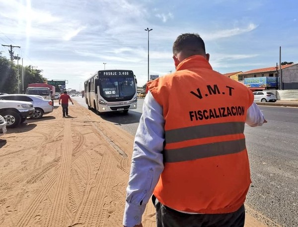 Controlan frecuencia de buses y cumplimiento de medidas sanitarias en varios puntos Asunción  | .::Agencia IP::.