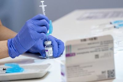 La OMS analiza si la vacuna anticovid de AstraZeneca es segura ante temores por coágulos - Mundo - ABC Color