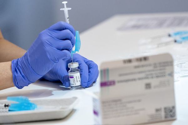 La OMS analiza si la vacuna anticovid de AstraZeneca es segura ante temores por coágulos - Mundo - ABC Color