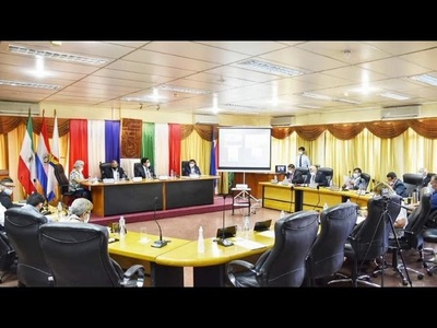 JUNTA DEPARTAMENTAL PIDE AL MEC SUSPENSIÓN DE CLASES PRESENCIALES EN TODO ITAPÚA