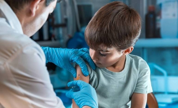 Diario HOY | Moderna prueba su vacuna anticovid en niños a partir de 6 meses de edad