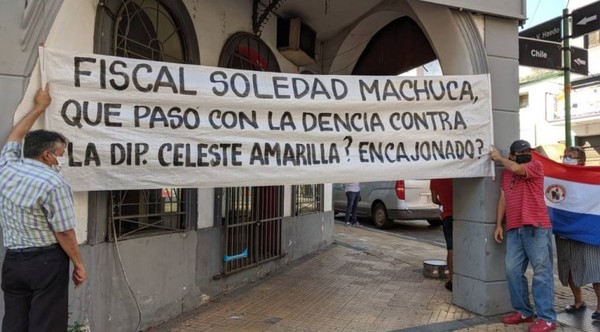 Denuncian que la investigación a Celeste Amarilla está encajonada