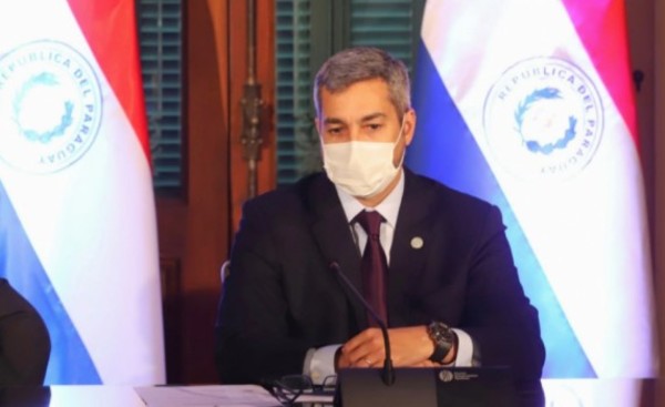 Mario Abdo cuestionó mecanismo covax y afirma estar "insatisfecho"