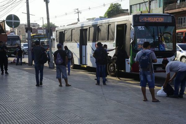 Sancionan a más líneas de transporte por violar el límite de pasajeros en sus unidades - Megacadena — Últimas Noticias de Paraguay