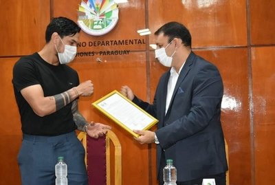 Gustavo Gómez: el 'Hijo Dilecto' de Misiones que recibió la llave de San Juan Bautista