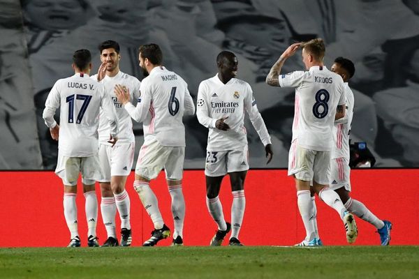 La vieja guardia mete al Real Madrid en cuartos de Champions - Fútbol - ABC Color