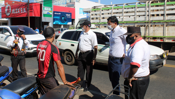 Municipalidad saca de las calles a limpiavidrios - Noticiero Paraguay