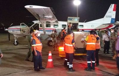 Asfixiado por otro escándalo, Abdo afirma que próximo lote de vacunas llega el viernes - Nacionales - ABC Color
