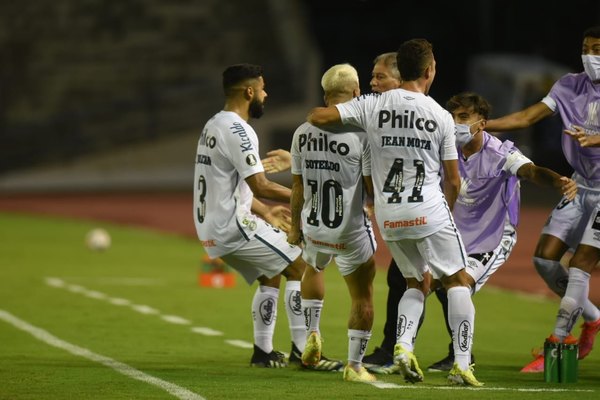 Santos y Bolívar se instalan en la última fase previa de la Libertadores