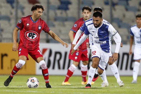 Huachipato golpea en el primer asalto